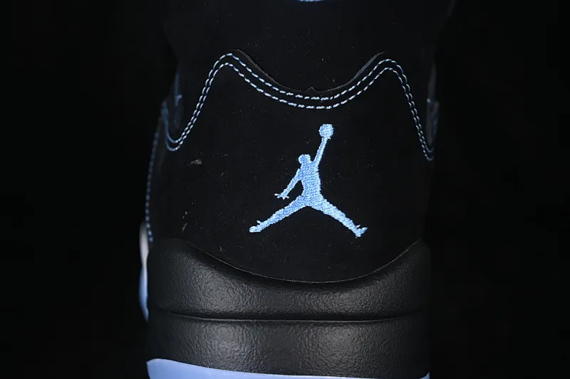 All categories Air Jordan Jordan series basketball shoes Air Jordan 5 GX foreign trade version Air Jordan 5 Retro "Black University Blue" AJ5 Joe 5 University Blue DD0587-008